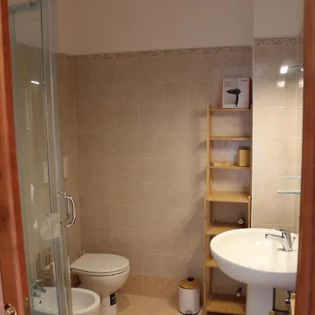 Casa Indipendente Fronte Metro C Rom